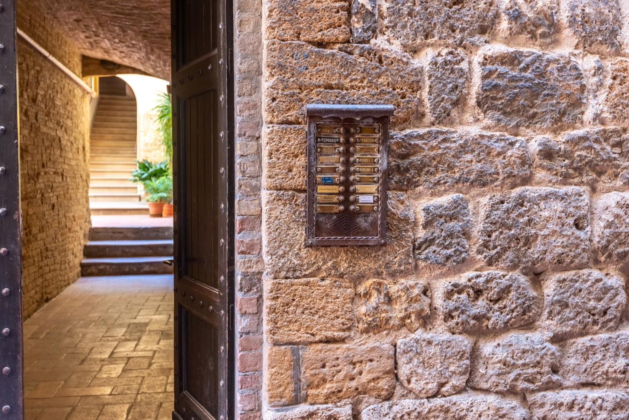 Il Teatro Apartamento San Gimignano Exterior foto